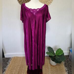 Vintage Coulesce Coutoure Plus Size Pink 100% Nylon Lingerie Nightgown Womens